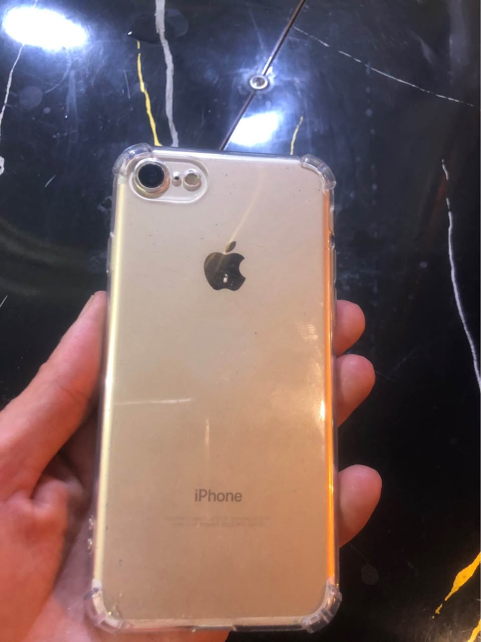 iphone 7 Mine 128 gb
ئایفۆن ٧ مینی ١٢٨ گێگا پاتری گۆڕاوه‌ گه‌یمینگی له‌سه‌ره‌ ده‌ره‌جه‌ یه‌كه‌, شاشه‌ی زۆر بێ عه‌یبه‌ بۆ ئیش پێكردن , به‌س ئه‌و په‌ڵه‌ چڵكنه‌ی هه‌یه‌ زیانی نیه‌, كامێره‌ و سیم و وایفای و شه‌حن و شه‌به‌كه‌ی و به‌سمه‌ی به‌شه‌رت, 
له‌گه‌ڵ ئه‌و سه‌عاته‌ له‌مسه‌ بۆ فرۆشتن زۆر جوان و له‌مسی خێرایه‌ به‌ ئایفۆنه‌كه‌وه‌ كۆنێكت ئه‌كرێت به‌ بلوتۆز و بۆ تێلی سیم و یووتووب, شه‌حنی زۆر باشه‌, ئه‌له‌رم و ڕۆژمێری تێدایه‌ و زۆر به‌رنامه‌ی تێدایه‌ بۆیاریزانی له‌ش جوانی زۆر باشه‌ له‌ قاعه‌ به‌كاری بهێنێت.

هه‌ردووكی پێكه‌وه‌ به‌ ٩٥ هه‌زار و معامه‌له‌یه‌ برایانه‌. السليمانية, العراق


**إذا كنت صاحب هذا الإعلان وتريد حذفه لأي سبب، رجاءا أرسل رسالة إلى الدعم الفني**