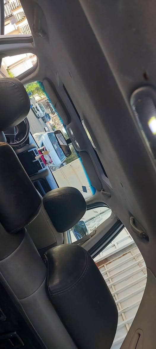 السلام عليكم 
للبيع .........
سبورتج الشكل مقدس 
مري شفط
مواصفات tlx يعني اعلى فئة
السياره مكفوله كفاله عامه من الصبغ والمعجون وشرط حته الدعاميات مكفوله 
والسونار مالها موجود 
مواصفاتها شاشه كامرا حساسات شفتات ستيرن
بوصله بالمرايه بلاد
فتحه سقف
٤ ويل دسك مع نضام بريك ABS
تك ويل مو فور المرغوب يعني كير النترا مقدس جيب وشد 
مكينه ٢٠٠٠ يعني ٤ سلندر دوش
ويل كب بلاد 
زوج تاير جدد 
كشنات جلد
هيترات بالكشنات
تبريد بيانو
بلاجكتورات زينون
باتري جديد 
صيانه دوريه كامله 
السيارة رقم بغداد الدولي وبأسمي يعني تحويل ثاني يوم 
السياره كلها شغاله من محرك صدر تبريد كهربائيات وترايك لكوريا تفحص يمهم بالشركه وترجع
والسعر  115  وبيهة مجال  شويه حك جيتك 
العنوان بغداد الدورة للأستفسار الاتصال *********** ابو سيف
