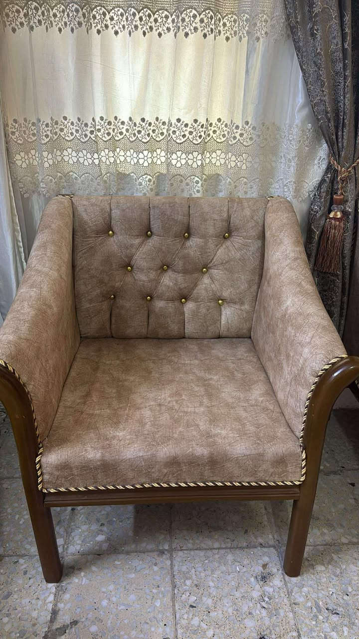 تخم 6 مقاعد نضيف جدا  مكاني بغداد العلاوي شارع 6 سعره ١٧٠ وبي مجال مستعجله ع بيعه بغداد, العراق


**إذا كنت صاحب هذا الإعلان وتريد حذفه لأي سبب، رجاءا أرسل رسالة إلى الدعم الفني**