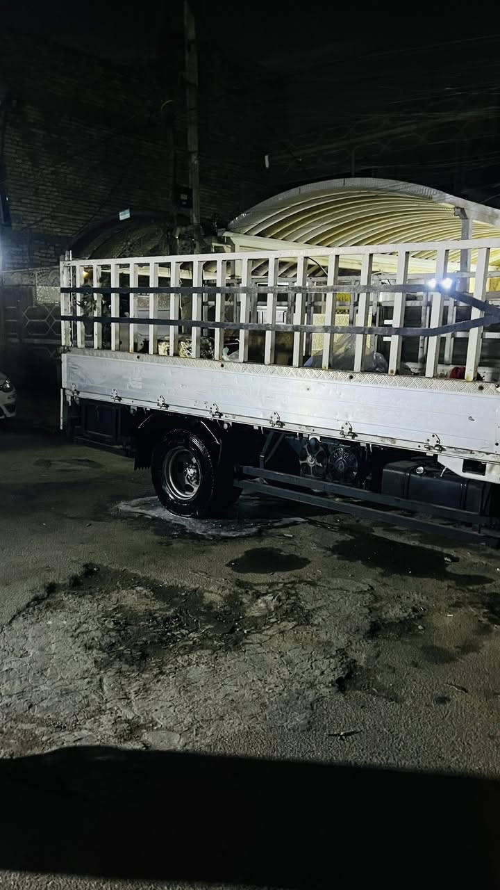 سلام عليكم. كنتر مديل 90 سياره جاهزه نقص جامه اماميه 
معامله كامله باقي بس ستلام لوحات *********** مكانها بغداد
