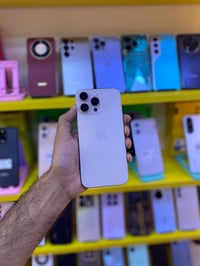 آيفون ١٦ برو ماكس • ٢٥٦ • بطارية ٩٩