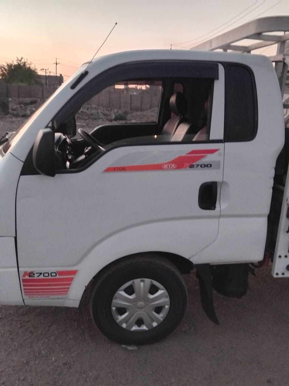 السلام عليكم
كيه بنكو موديل 2011
2700 رقم قادسيه
مخصص رقم انكليزي
مكينه جديده مابيها تبخير
كير حداديه و شاصي كفاله
صبغ قليل جاهزه للعمل
العنوان: بغداد بلديات
رقم الهاتف: ***********
