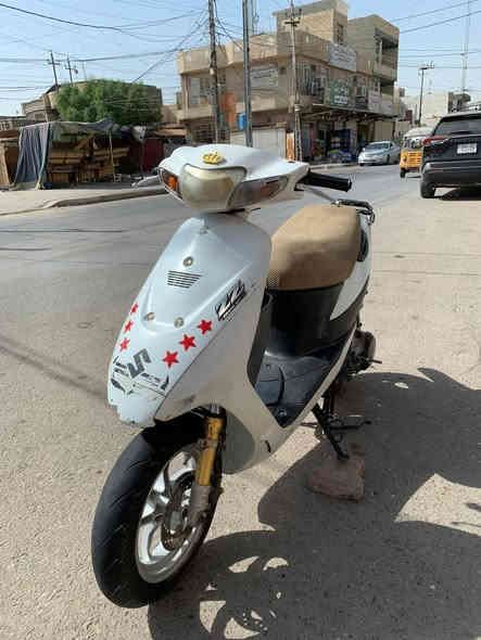 سلام عليكم دراجه ساسوكي للبيع مابيها نقص بس كابريتر فقط مكاني الطيفيه سعر 125 قفل 
*********** واتساب
