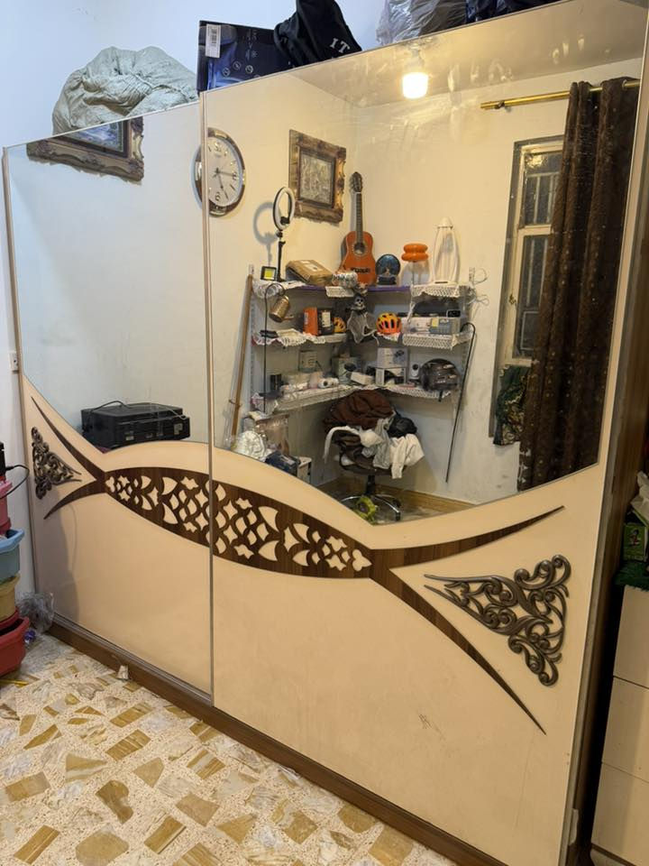 غرفة نوم تركية مستعملة للبيع المكان بغداد للتواصل ع هذا الرقم ***********
