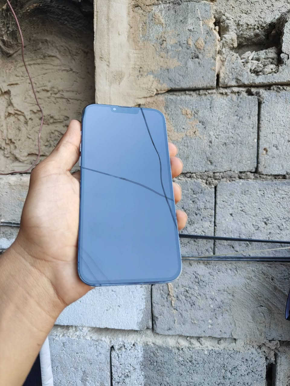 13 برو ماكس 256 بطاريه 72 تحتاج تبديل كلش تعبانه مبدل شاشه وكامرات سعر 390 عنوان بغداد شعب ***********
