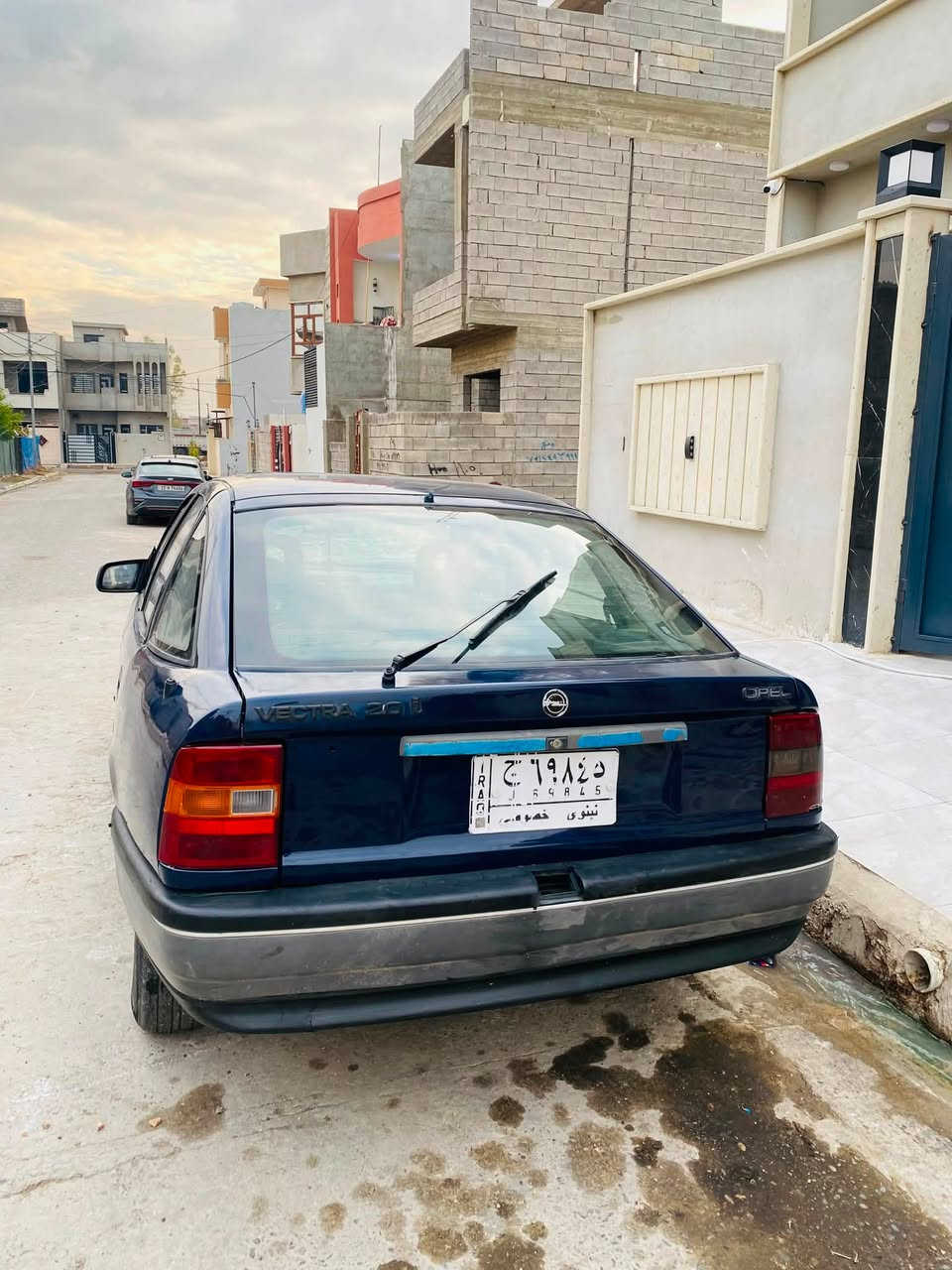 🚗 للبيع – أوبل فكترا موديل 1993
للبيع أوبل فكترا، سيارة استخدام شخصي ومحترمة.

✅ محرك 1.6�

✅ كير عادي (يدوي)�

✅ رقم نينوى�

✅ سنتر لوك�

✅ السيارة جاهزة للمعاينة والفحص

ضررها الصندوق صبغ

💰 السعر: 34 ورقة

 👤اني صاحبها الشرعي 

#للتواصل ***********
