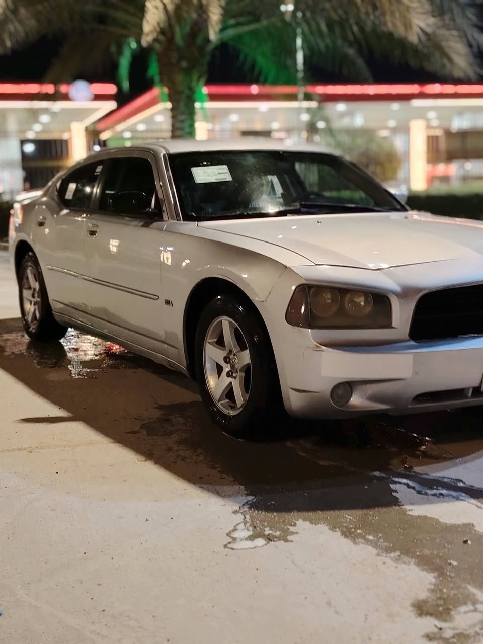 سلام عليكم للبيع جارجر مديل 2010 مواصفات عاديه مسجل ويلكب رقم أربيل اتريد تحويل او وكاله مضمون سياره تخم تاير مكينه كير حداديه جاهزه مانقصهه اي شي مكينه 3500 سياره مكفوله من ضربه بيها صبغ جاملغ بس باقي كفاله عامه مكاني بلنجف الكوفه شارع مطار شراي يتصل ونه خادم ***********         *********** سعر 100
