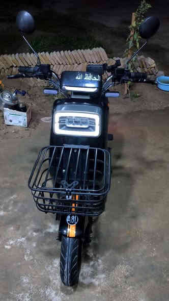 سلام عليكم دراجه شحن نوع ريان A8L وكيل ثامر خلخال طالعه بشهر ٥   والوصل موجود حجم الملف ٢٠٠٠ عدد البطاريات6 /A٢٨ امبير 12Vفولت /السرعه ٨٠ عدد السرعه ٤ موجود بيه نضام البك دبل/ اشاره بطاريات جدد افحص يم اي مصلح يعجبك كهربائيات(لايت زنون عالي ناصي هورن اشاير بك لايت ) كله شغاله الدراجه برغي مامفتوح بيه جديده بعده على وضع الشركه سعره ٦٧٥ وبيه مجال للشراي لاتعبني اذا ماتشتري ***********
