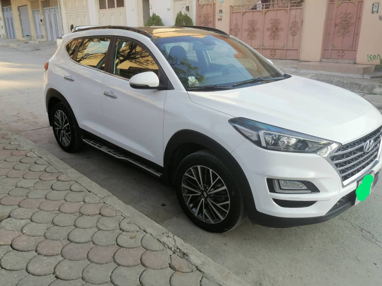 هۆندای تۆکسۆن 2020 خلیجی، کۆری ئەسڵی، پانۆڕاما ، 85000 ڕۆیشتووە ، ڕقم سلێمانی ،  بەسمە ،کوشن جڵد ، دوو کوشن کارەبایی ، کامێرای دواوە ، حەساسی پێش و پاش ، شاشە ئایپاد بلادی ، دیاریکردنی خێرایی ، جام کارەبایی ، تەبرید مەرکەزی ، ئیکۆ تحدید ، سێ مۆدی لێخوڕین ، شحن موبایل وایەرلێس ، قەبارەی تایە 18 ، بلاجکتۆر ، لایت لید ، ئاوێنەی لیدو دەخەوێ ، دەسک لید.
لەسفرەوە لای خۆمە یەک دەستە ، بێ بۆیاخ ، بێ ساردی ،تەنها سێ چاڵی زۆر بچوکی هەیە لەسەر دەرگای ئەویش دیارنیە زۆر لە وێنەکان دیاریم کردووە ، هەزەی نوێیە و سەنەوی بەسەرچووە ، گێڕو مەکینە و تحویل و بەناوکردن بەشەرت ،
سعر 220$ مجال
☎️ژ.م ***********
#newyear
#fbreelsfypシ゚viralfbreelsfypシ゚viral2025 #viralsreelsシ #fbreelsfypシ゚viralfbreelsfypシ゚viral #fbreels2025ツ #fbreelsfypシ゚viralvideo #fbreelsfypシ゚viralシ #reelschallengereelschallenge #viralreelschallenge2025viralreelschallengejaiviralreelschallengeviralreelschallenge  #reelsvideoシ #reelschallengereelschallengereelschallengereelschallenge #virals #reelschallenge #viralshorts #tranding #viralreelschallenge #fbreels #trandingreels #जय 🕉️ #jaimatadi #durgapuja #durga #matarani #mata #mahakali #mahakal #devotion #devotional #harharmahadevॐ #harharmahadev #mahadev
