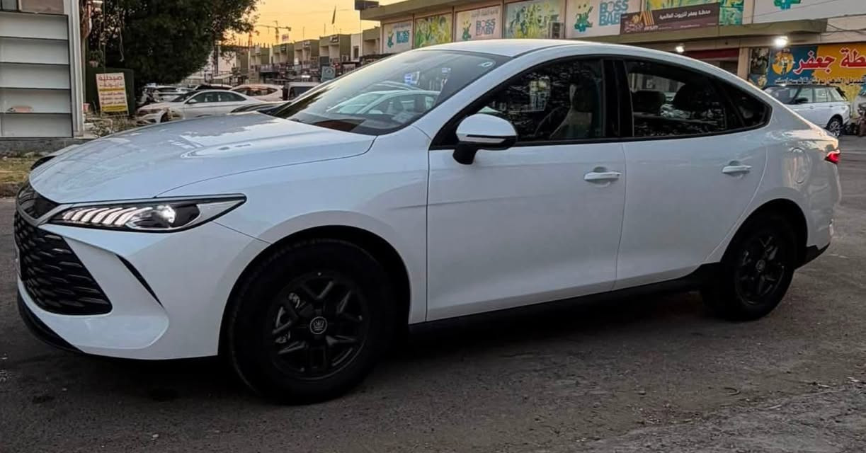 بي واي دي كن بلص 
ماشية ١٢ الف الكلي 
بدون اي نقص سيارة جاهزة باسمي 
بيها فقط بارد بسيط بالجنطة
للبيع ب١٨ 
مكاني بغداد الشعب 
***********
