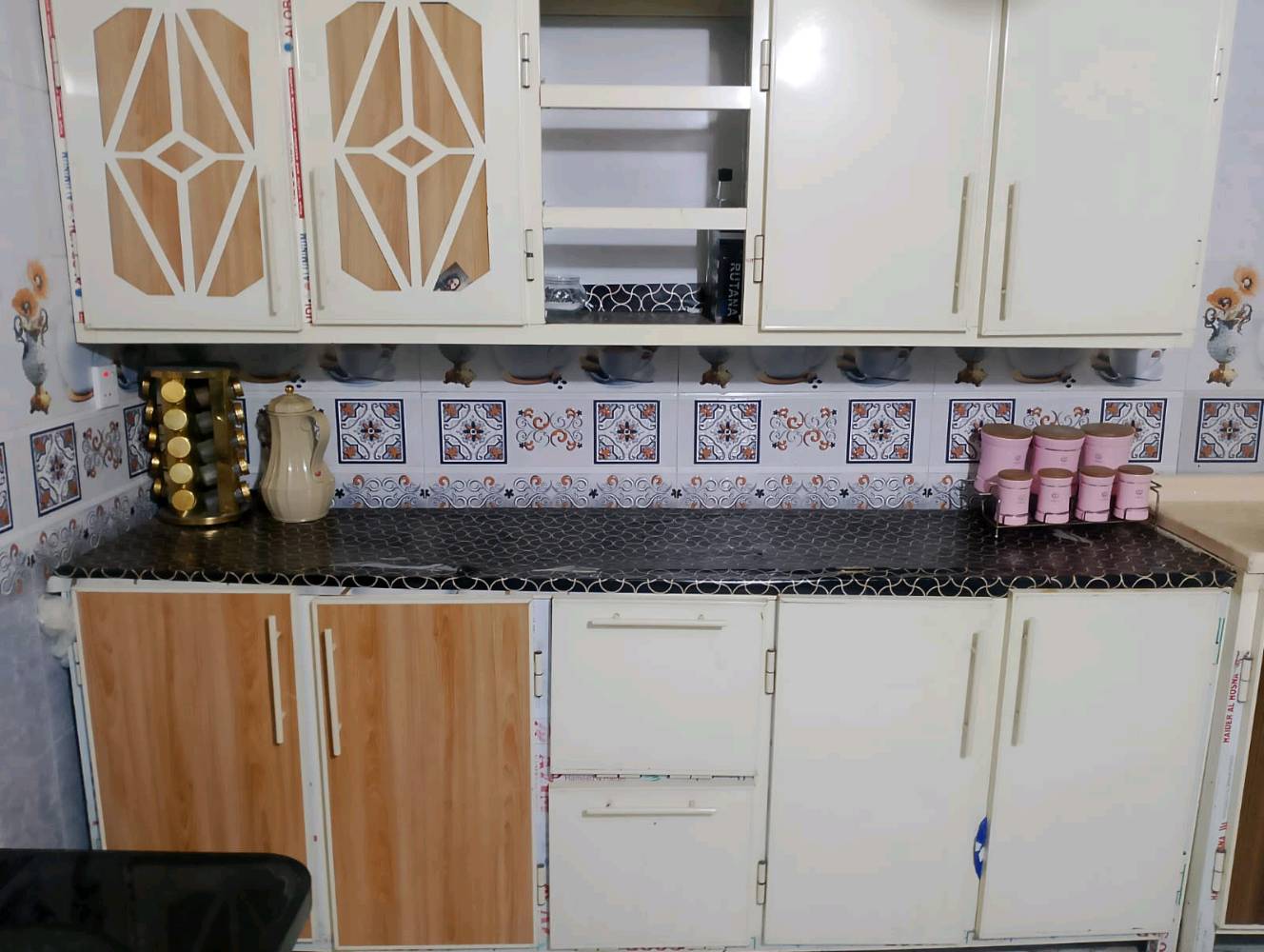 غراض للبيع الاسعار داخل صور