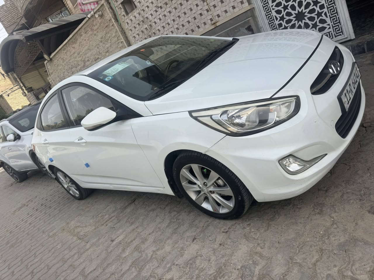 سلام عليكم اكسنت خليجي 2016 مكينه 1600 مكفوله من الصبغ فقط شبر بارد هلال جاملغ الخلفي سياره جاهزه تبريد ثلج صدر جديد ماشيه 90 رقم بغداد 
السعر 107 مجال بسيط *********** مكاني بغداد
