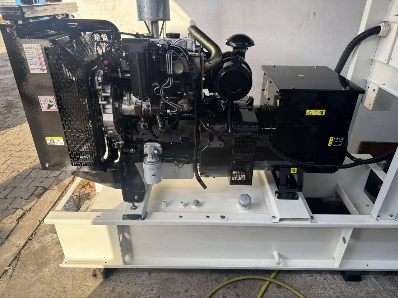 موالده بيركنز إنكليزي ٦٠ كيفي ٣سلندر  شاصي شغاله على حمل لا صوف ولا تبخير نظام أوتوماتيك كل حساسات شغاله العنوان بغداد مجمع المشن 
السعر ٤٥ 
للاتصال ***********
