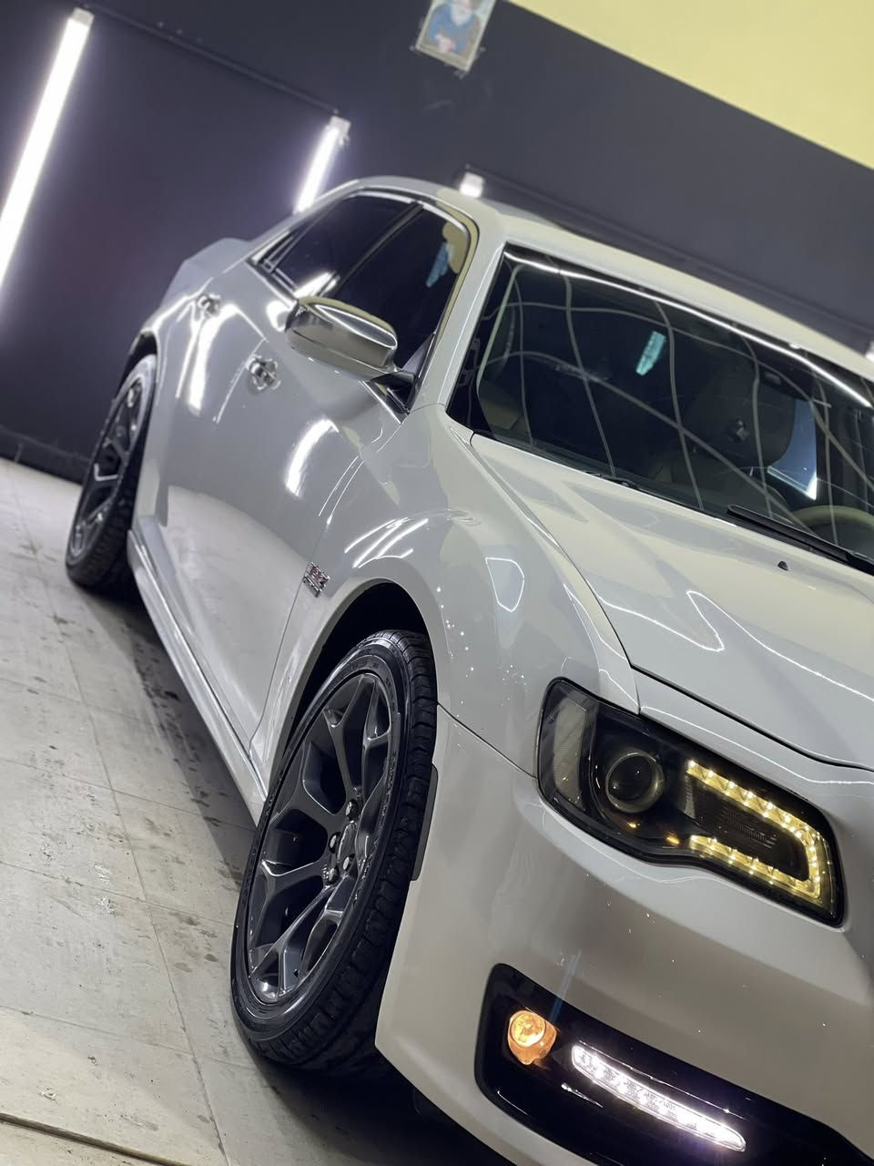 يالله ادوات ادوات ادوات اوباما 2012 خليجي محدث 2021 خارج فقط حاوية بدون لا كص ولا فتح مكينه 5/700 هيمي السياره جاهزه من كل النواحي مكينه كير بشرط اتعهد من الكص ولسرقة ولعشائر متومه رقم انجليزي 
العنوان البصرة 
السعر 95 وبيه مجال قليل
بدون مراوس نقد فقط
***********
