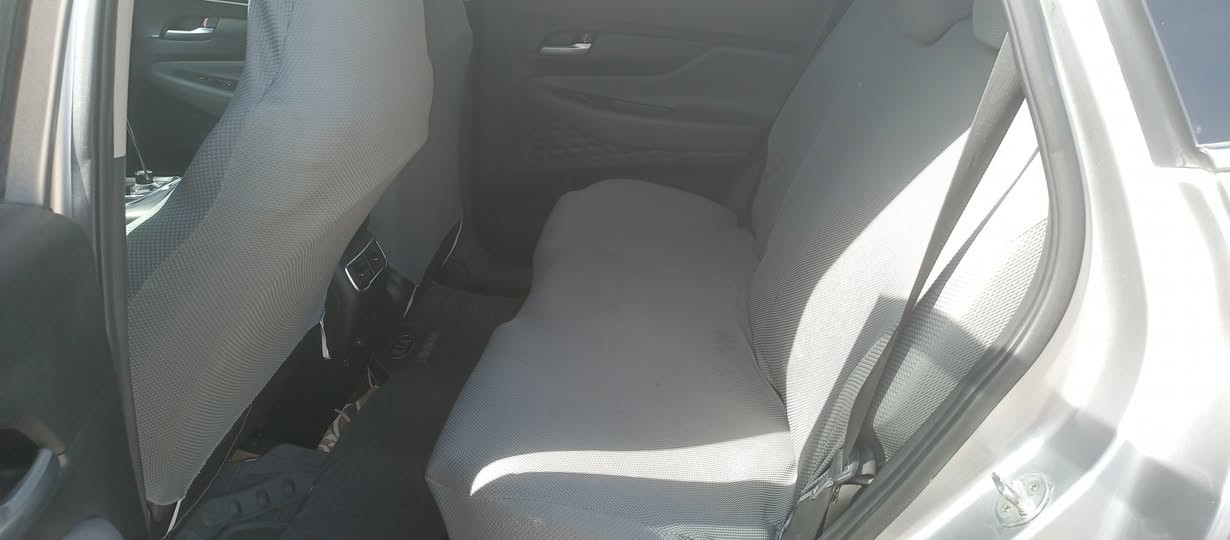 السلام عليكم ورحمه الله
سنتافي 2023 وارد امريكي
حادثها قطعتين خلفي بس
جاملغ مصبوغ وباب مبدل بدون دواخل
صور الحادث بالمنشور
ماشيه 30 الف ميل فقط
سياره جاهزه للأخير مابيها اي نقص
كير ومكينه وكهربائيات وحداديه كلهن كفاله
حره بدون رقم تترقم جميع المحافظات
السياره بيها كامره خلفيه وحساسات الكشن يدوي يعني مو فول مواصفات
مكانها السماوه
سعرها 190 وبيها مجال بسيط
***********
