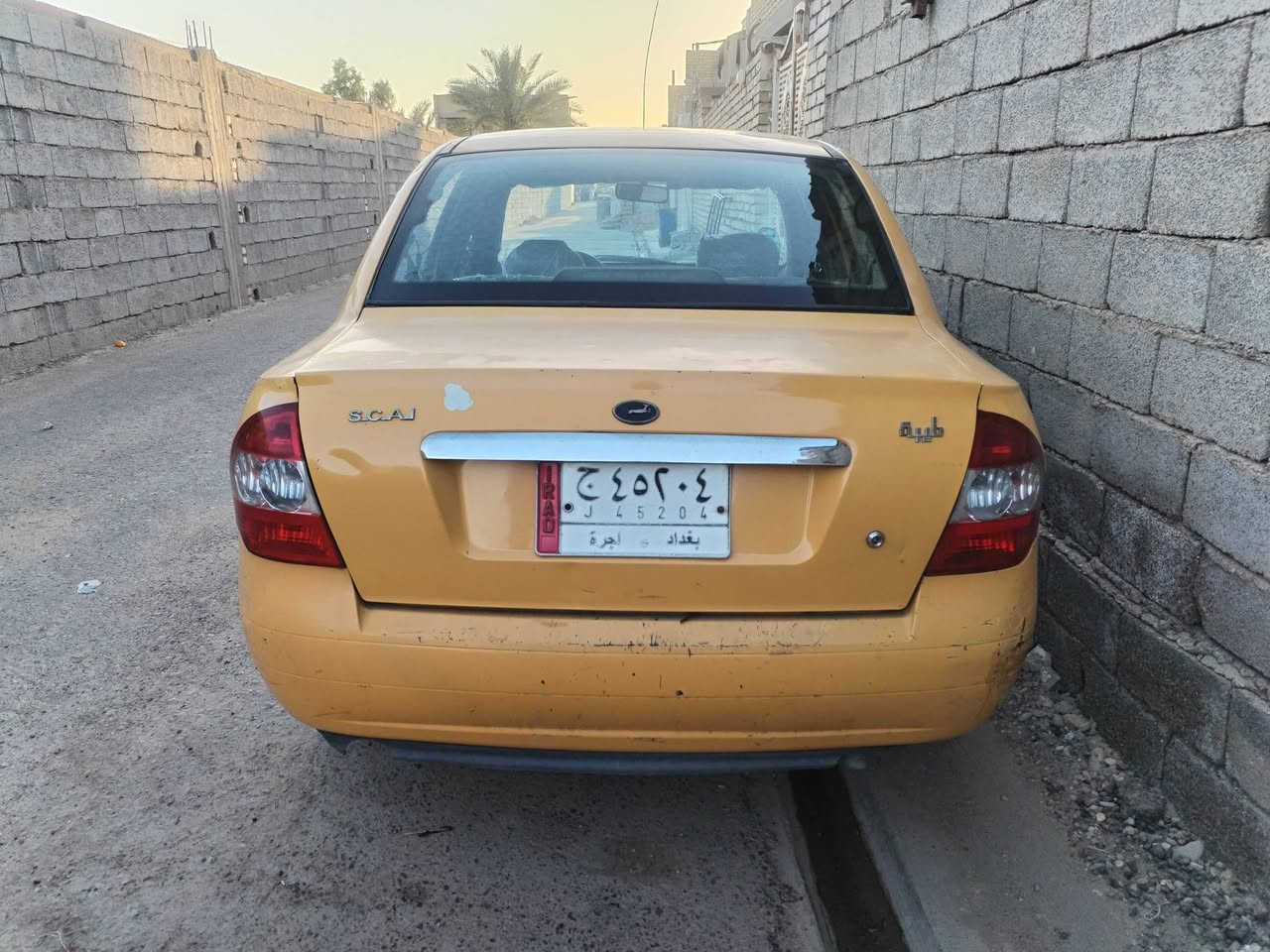 السلام عليكم طيبه موديل ٢٠١٥ سياره بلاديه لاتبديل ولاصبغ تبريد شغال محرك بي خيط بخار قليل تخم تاير بغداد الاماني مصفره هيأ تبريد شغال ول غرمات عليهه ٧ ورقات على مشتري سعرهه ١٩ تحويل ثاني بغداد حي البتول رقمي ***********
