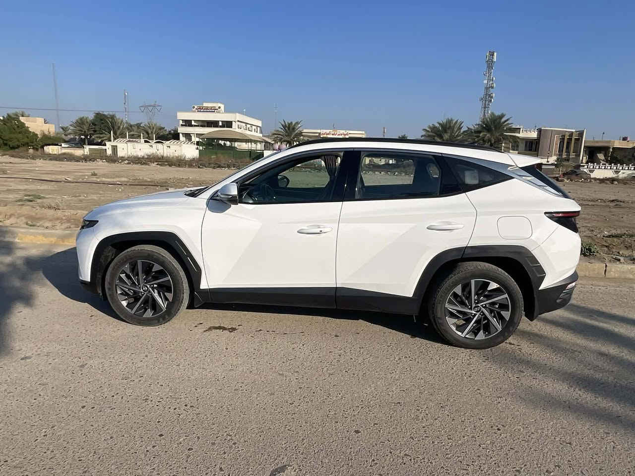 سلام عليكم
للبيع ولمراوس حسب القناعة 

توسان موديل 20  فولل عده البنرمامه موصفات  خليجي ماشيه 64

محرك 2000 دوش

سعر 200

 مكاني بغداد    

للتصال / ‭ ‬ ‬ ‭ ‭ ‬ ‭٠٧٨٧ ٧٨١ ٢٠٣٨‬ ‭‬
