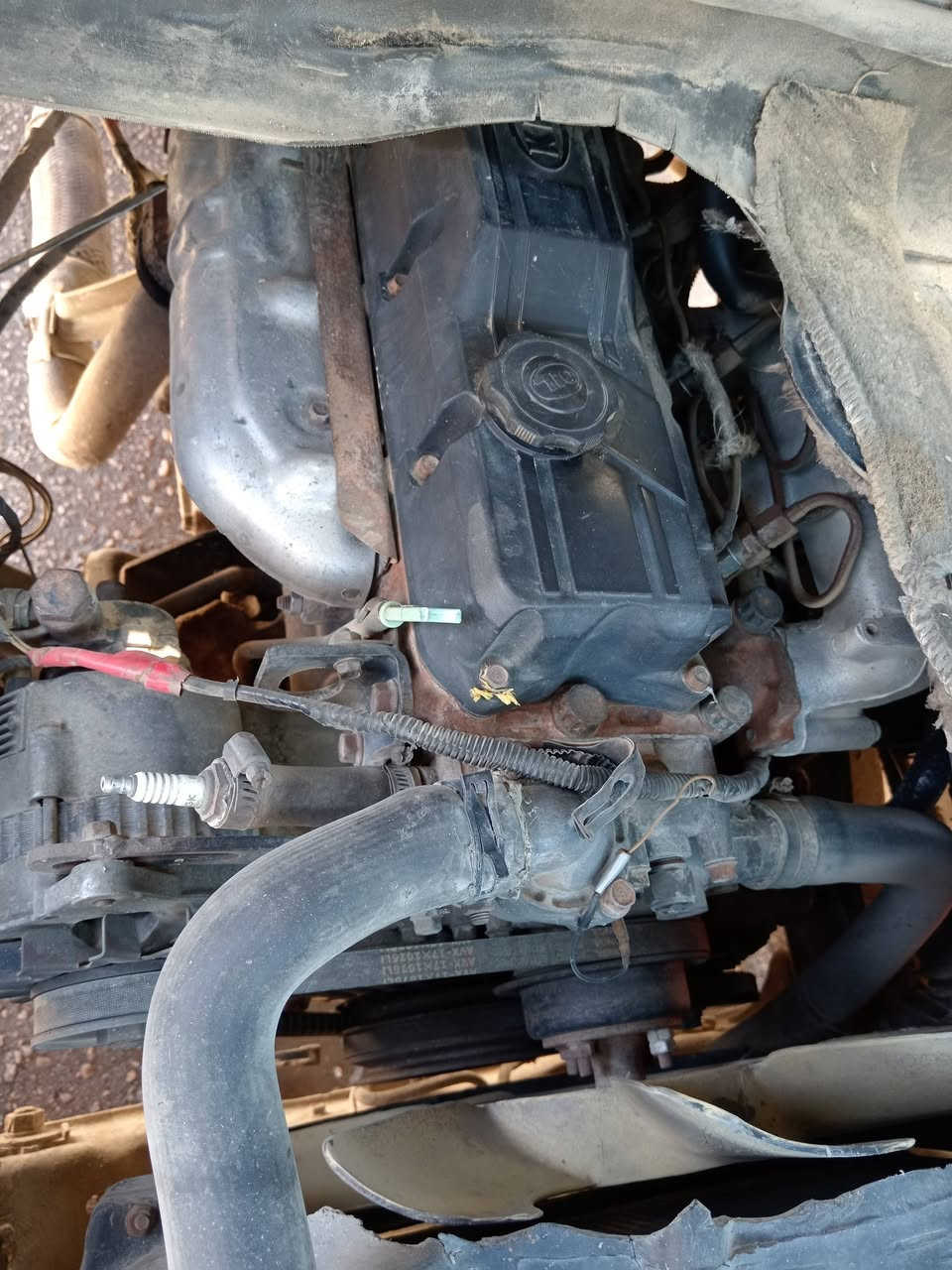 سلام عليكم  كيا 94 كير محرك كهربائيات كله جديد باتري جديد تخم تير سعرها 45 وبيها مجال حك الجيه للستفسار ***********
