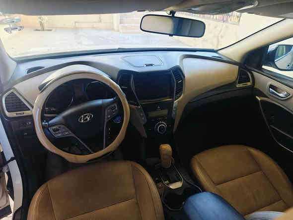 اخوان عندي سياره للبيع سنتافي موديل 2015  محرك 6 س
خليجي بدون صبغ بدون اي حادث نضافه 100%
 سقف بانو راما
كشنات جلد وكهربائي 
رقم اربيل شرط تحويل 
مرايه شفط داخل اسود وبيجي 
سياره فول واحد على واحد 
باسم اخويه السياره 
الشراي يتصل على هذا الرقم 
***********
***********
سعر السياره 225 وبي مجال الحمدانية
