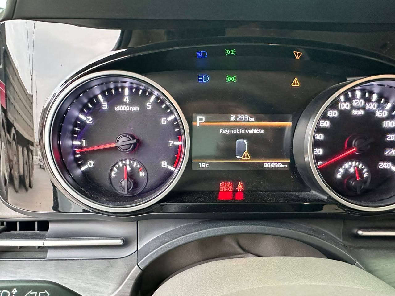 سلام عليكم خوان سيدونه ٢٠٢٣ كوري مكينه ٣و٥٠٠ جديده ماشيه ٤٠ الف جاهزه للخير بسمي مكاني بصره ٣ قطع صبغ بكوريه بدون معجون وسعر ٢٧٥ وبيهه مجال للتواصل ***********
