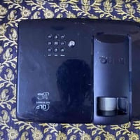 بروجكتر BenQ MP512 • بحالة ممتازة • مصباح فيليبس أصلي