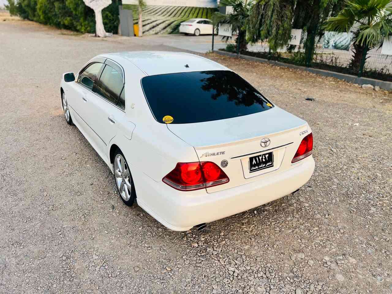 شاينة ٢٠٠٥ موس 
١٨٠ ى گير بچوك
شاشةوً كاميرا 
دعمولئدراو بةشةرت شةنسى كؤسةرة بةشةرت كةڤةر گؤراو بةشةرت 
بيلادً سپورتى ٣ دوگمةى ساج سور 
١ پارچةى ئةوروپاى هةية سؤنةرةكةيم داناوة 
سعرى ٦٤ گةلاو كةمئك مةجال
ژمارةى تةلةفون ***********
