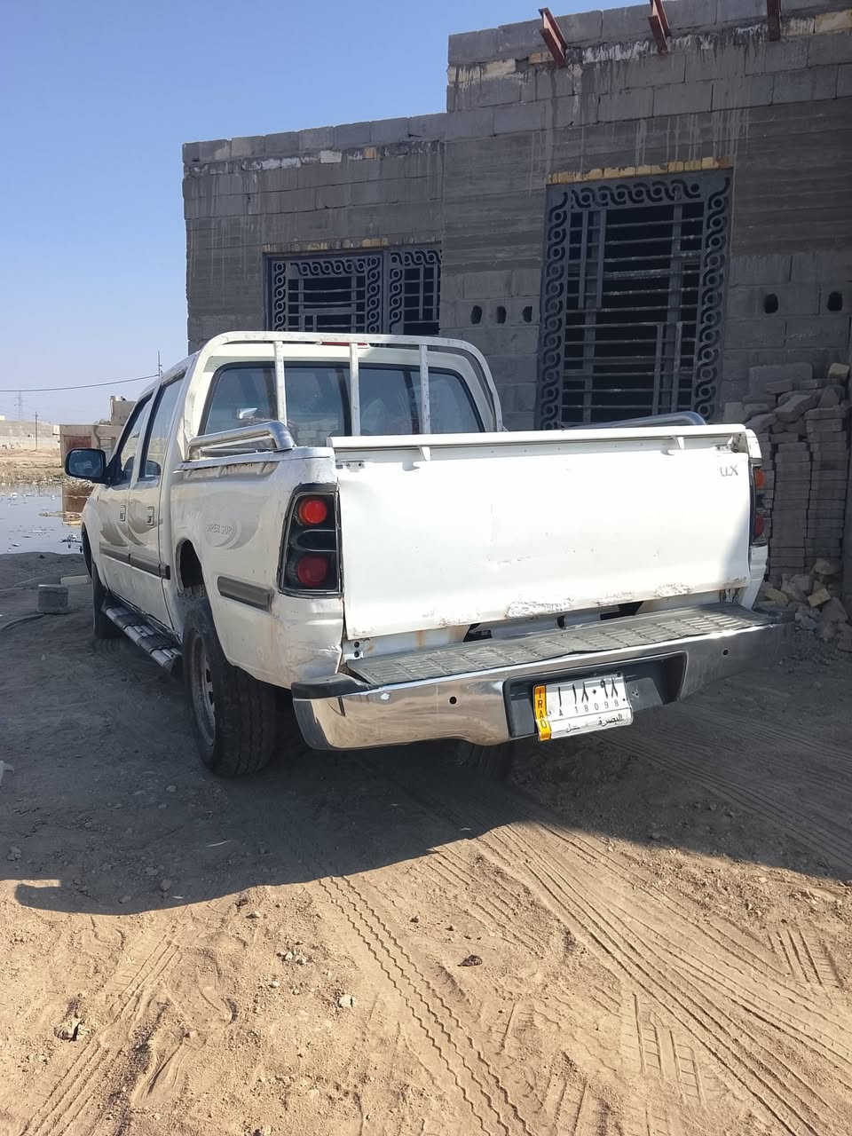 بيكم فتون موديل 2013 سنويته 2029 مشروع وطني صحبه بلبصره يمي السياره جاهزه مكينه كير اكسن جاهز للبيع او مراوس بستاركس 2005 2007 كهربايات شغاله مكان السياره البصرة الدير السعر 40  وشاواصي مكفولات
***********
