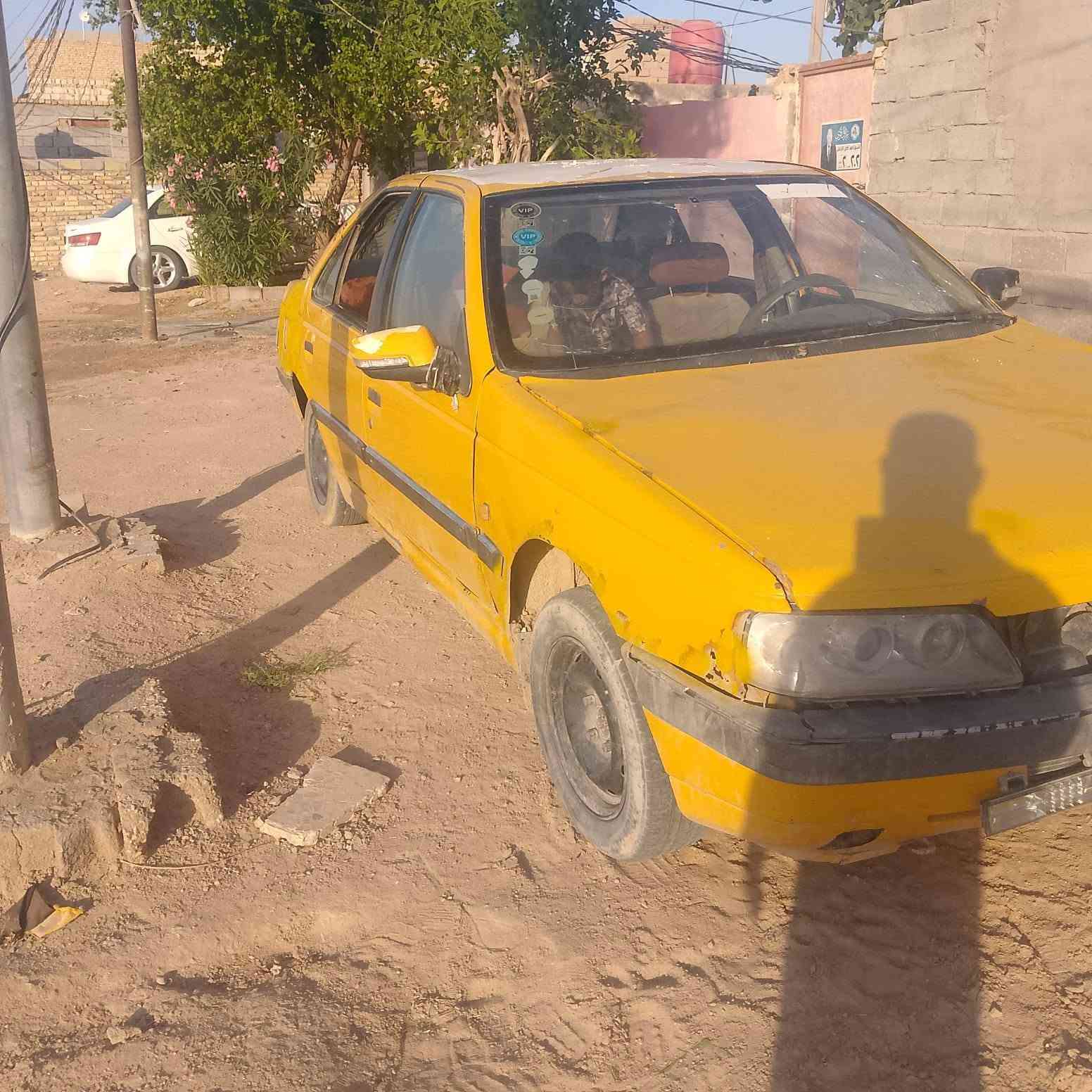 مكلف بل نشر
سياره بيجو 405 مال محتاز سعرهه مناسب
مداور ثاني يوم غرامات مكو بس هيئه تفحص
      السعر 12وبيهه مجال ***********
