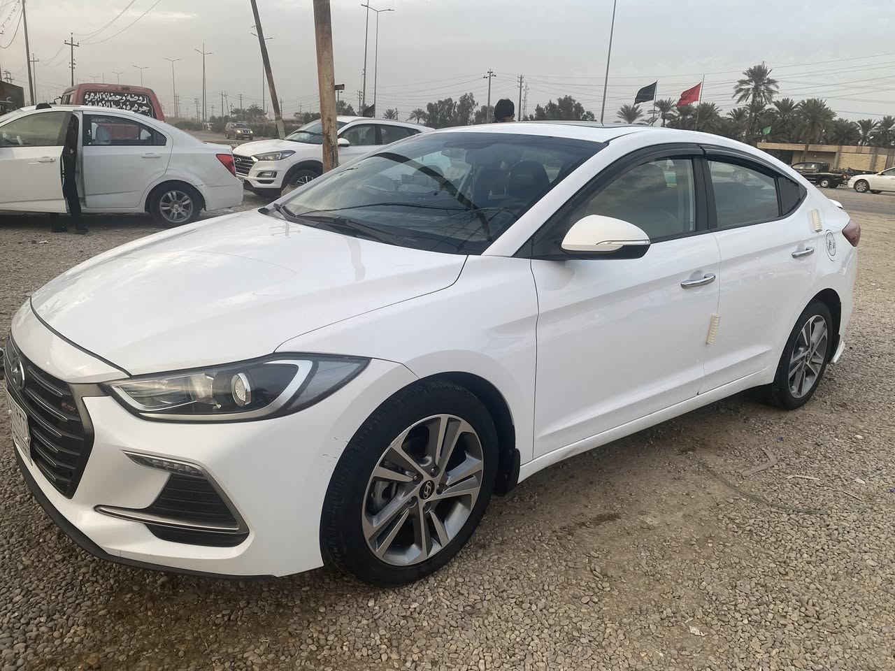 النترا خليجي موديل 2018 محرك 2000 سوبر مكفول كفالة عامة من كلشي مكينة وكير وصبغ ما عدا صبغ قليل بالدعامية الخلفية ماشية حقيقي 170 الف والسعر 162 ورقة
العنوان واسط ناحية الحفرية 
للاتصال *********** او ***********
