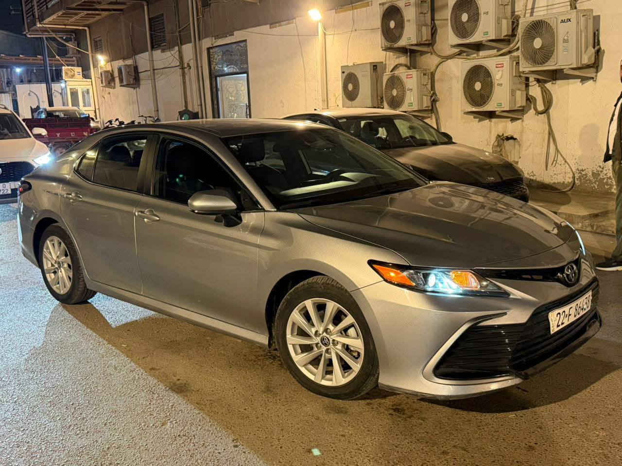 للمراوس مع تسلا y حصرآ
كامري 2022 le 

ماشية 37 الف كيلو

مواصفات عادية 

شاشة
كامرة 
تحكمات ستيرن 
رادار امامي 

حادثها بابين فقط 

باب صبغ باب تبديل ايرباك بردة فقط و بيها بارد بلجاملغ الخلفي و شخط صغير بلباب موضح بصور ما بيها اي ملاحظة غير المذكور

السعر 195 و بيها مجال مكاني الغزالية 

للاستفسار اكثر 
‏‪***********‬‏
