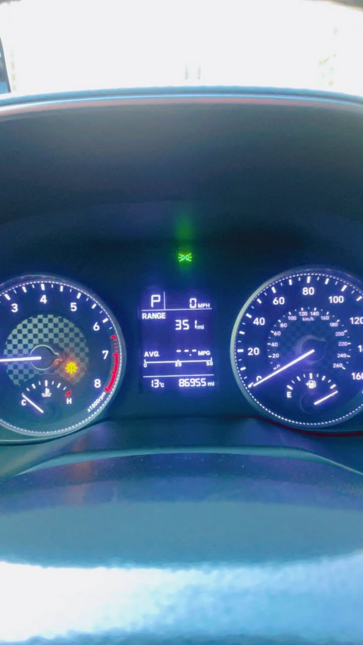 النترا موديل 19 لون ماروني للبيع مرواس هم عادي ضرر السياره فقط بنيد ودعاميه بدون تبديل فقط صبغ السياره كامله من كلشي دوشمه تبريد خير من الله السياره ماشيه 87 الف حقيقي فقط صور الحادث ويه الصور موجوده 
السعر 140 رقمي *********** اليحب يتصل
