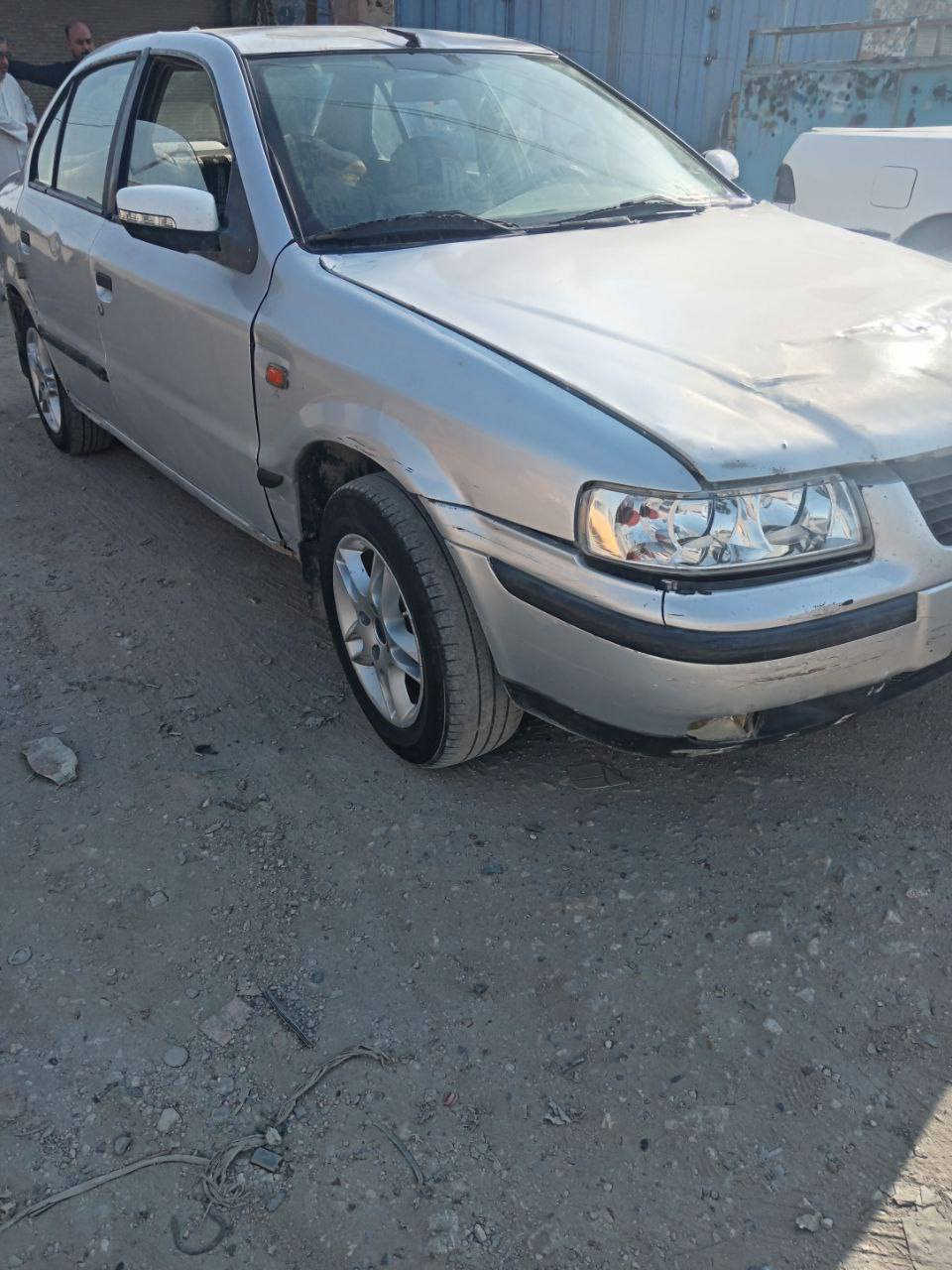 سلام عليكم سمند صالون مديل ٩ عمية سيارة مال جناي بسمي مداور ثاني يوم رقمها قاسية سنويتها ما منتهية للستة وعشرين 
بيها وملغ اجة ابن حلال وضربها ابيعها علضربتها تجي وشوف بعينك الشراي يخابر واليكسر بحلال العالم لا يخارني ***********
