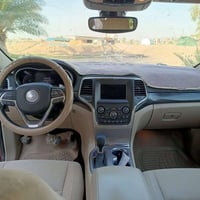 سياره للبيع جيب لاريدو 2019 خليجي فول مواصفات بنرامه السياره كلين مكفو...