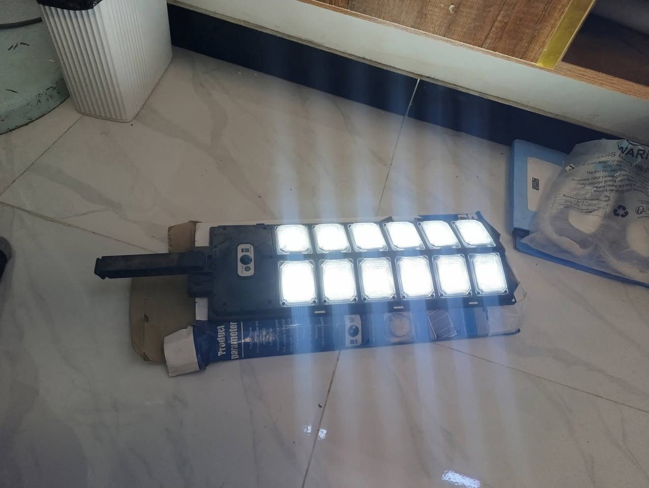 مشعل غاز.  وبلاجكتور طاقه شمسيه حجم كبير.  وبراين ناعمه مختلف احجام عدد بحدود ال 50وحده
مكاني بغداد حي العامل ***********
