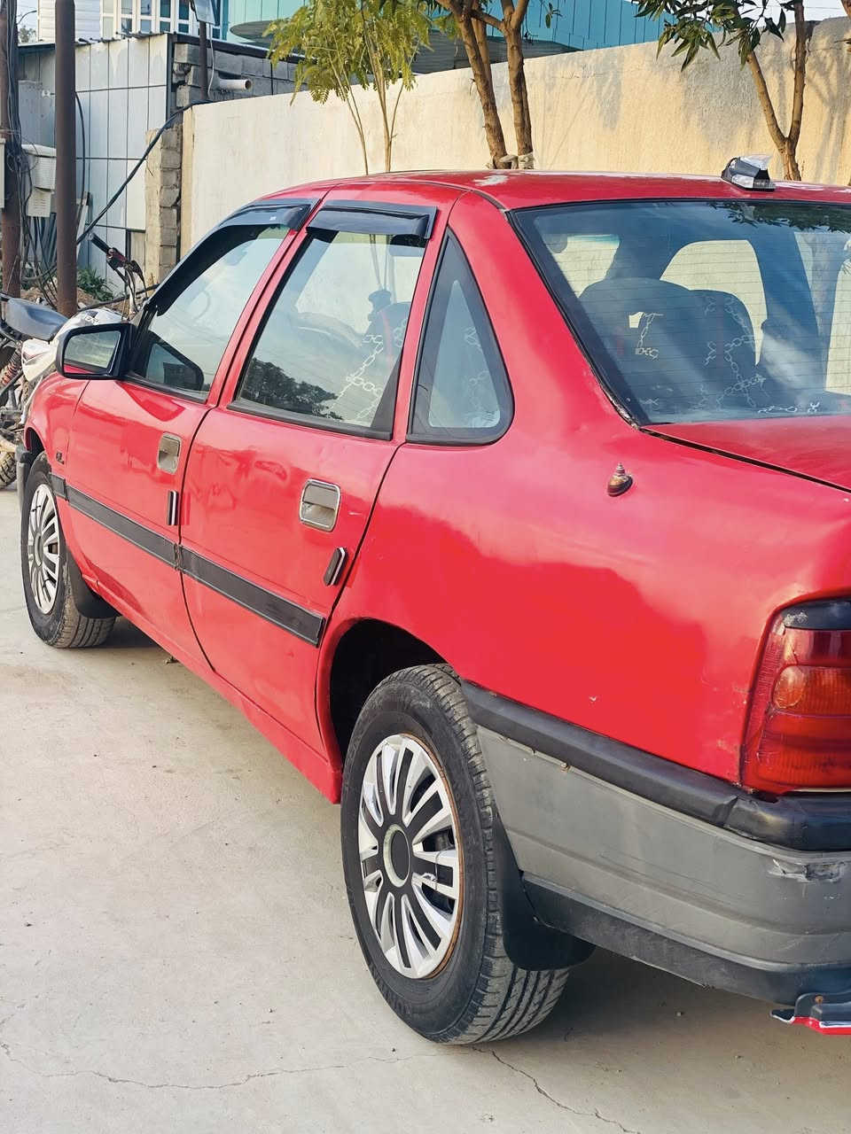 السلام عليكم أوبل فكتره للبيع   سنويه 31رقم دولي هزه صاعده مكان ديالئ بعقوبه  السعر ٣٦ الاتصال بلرقم ***********
