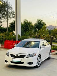 كامري ٢٠١١ • فل اوبشن • ترخيص لحد ٢٠٢٨