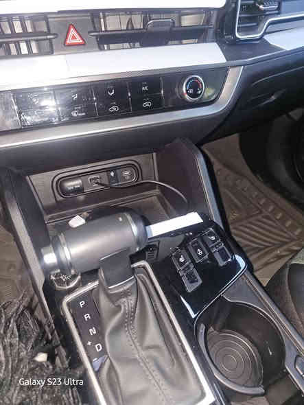 كيا سبورتج 2025🔥🚘
بلاك ادشن Black Edition🖤🩶
رقم بغداد الجديد تحويل مباشر
سياره خاضعة لضمان المجموعة الدولية  
مكفوله كفاله عامه من الدعاميه للدعاميه  كفاله 🔥
ماشية اقل4000 كيلومتر فقط
مواصفات الفول 1/1 كل مواصفات السبورتج بيها عدا البانوراما 🩶
خليجي✅ موديل 2025✅
سعة المحرك 2.0L✅
مرتبط بناقل حركة أوتو 6 نمر✅
AIR BAG  عدد6 ✅
حساسات أمامية ✅
حساسات خلفية✅
لايت زينون + LED✅
كشافات ✅
بك لايت LED✅
حجم الاطار 235/50R19✅
ويل كب ✅
4 دسك✅
اريل نفكيتر ✅
مفتاح التشغيل بصمة✅
تشغيل عن بعد ✅
فتح الصندوق كهرباء ✅
دشبول شاشة ✅
شاشة Apple Car play✅
كاميرا دوارة ✅
المقاعد جلد + الداخل زيتوني كنتارا 💚🖤✅
حركة المقاعد الأمامية كهرباء✅
تدفئة المقاعد الأمامية ✅
تدفئة المقود ✅
✅
مثبت السرعة Cruise✅
المودات والأوامر الصوتية✅
أوضاع القيادة  Drive Mode✅
فحص أنظمة السيارة ✅
حساسات ضغط اطارات ✅
مقود جلد حياكة ✅
شفتات مقود✅
قطعتين تبريد✅
هاند بريك كهرباء ✅
ا ABS ✅
ا Auto Hold   أوتو هولد✅
ا ISOFIX   مثبت مقعد الطفل✅
نظام مانع الانزلاق✅
نظام نزول المنحدرات ✅
اشارة في المرايا الجانبية✅
مخرج منفذ الطاقة✅
ا  Bluetooth ✅
شاحن هاتف Wireless ✅
تطعيم الدواخل ألمنيوم ✅
دوشمة وأرضية
السعر ٢٥٢ بيها مجال قليل
***********  الشراي يتصل او واتساب مع التقدير
_______________________________________________
