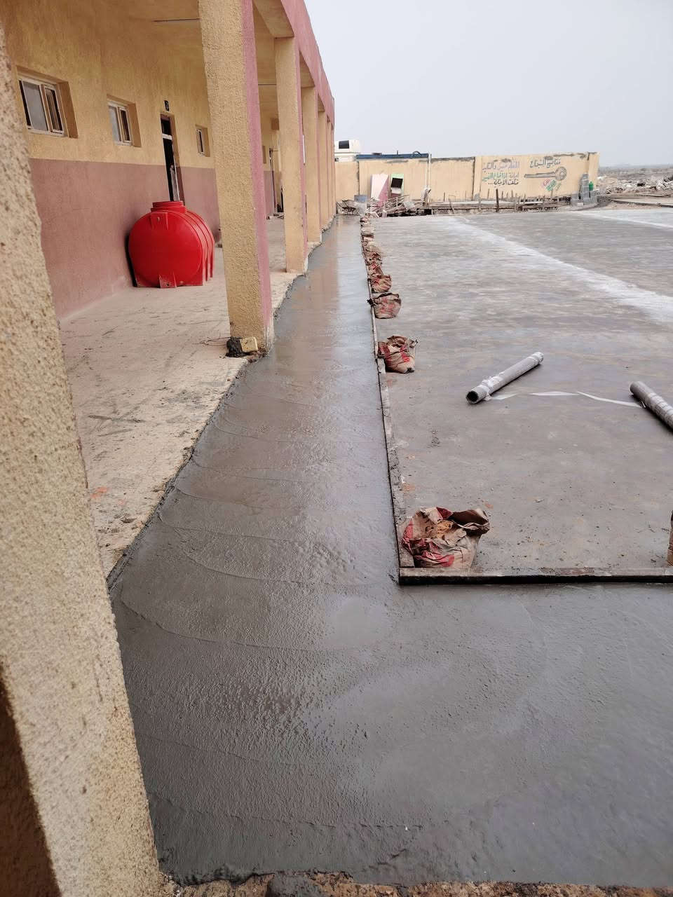 نشتغل حسب الطلب كرسته وعمل
مستعدون لصب وسقل وتنعيم الارضيات بلهلكوبتر
مستعدون لحدل التراب وحدل السبيس
مستعدون الترميم الارضيات كافه الارضيات
مستعدون لعمل كافه الارضيات
الاتصال أو مراجعه المحل ***********
أبو أيمن عمل كافه الارضيات
