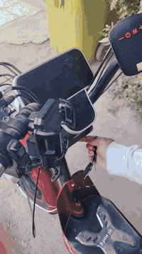 دراجه korea mr model 2025 للبيع ✨
مواصفات ملف بسعه 800W وباتريات عدد 4 اي 48V وممكن تسوي عدد 5 اي 60V العقل جوكر 60/48 والسرعه 99 على تطبيق ويز 34/35 حقيقي 4 نمر دبلات امامي خلفي الاضافات هورن ولايت همر كبير الحجم 
العنوان: بغداد_الدوره
الرقم:***********واتساب فقط 
السعر:400الف وبيها مجال
