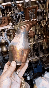 للتواصل اتصل ٠٧٨١١٦٦٠٦٠٧