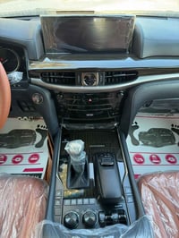 لكزس  بغداد مكفول ماشيه 20الف  2021          07733334462