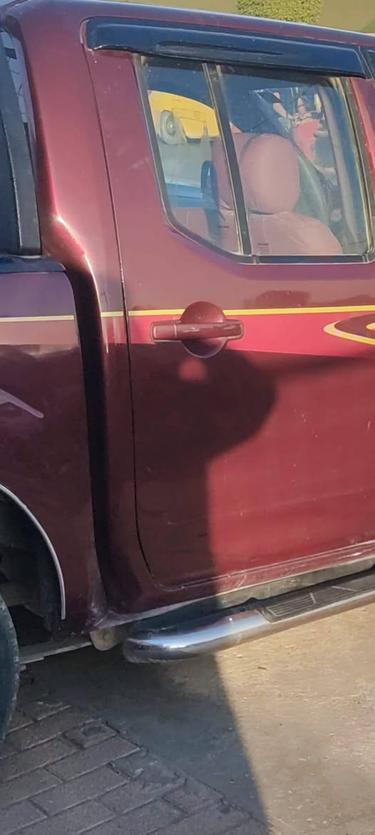 نيفارا دبل قماره موديل٨ محرك ٣٠٠٠ محور  في في تي كير اوتوماتيك اكسل  محور خفيف هايسا البيع بالقسط رقم انكليزي انبار  بسمي مقدمه ٤٥ ورقه والشهر ٣ ورقات والكلي١١٠ فقط سكنه بغداد ***********  بيه وات ساب
