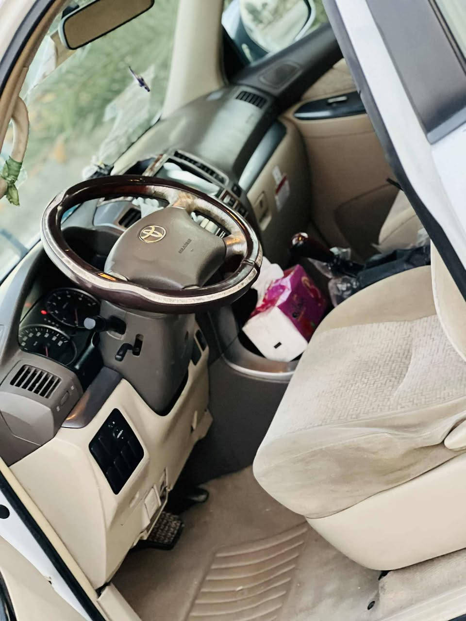 برادو 2008 للبيع
محرك 4 سلندر 2700 
السيارة ماشية 171 حقيقي يشتغل جرس 🔔 فوك ال120
المحرك والكير خير من الله وبحالة جيدة جدا 💯
الكشر ما بي صبغ ولا تبديل فقط موجود تگشير مثل ما موضح بالصور وسونار السيارة مرفق بالصور
السيارة رقم بغداد وباسمي تحويل مباشر
📍مكان السيارة بغداد _ المعامل _ حي النصر
السعر المطلوب 142 ورقة وبيها مجال بسيط
للاستفسار الاتصال على الارقام: 
‏***********
