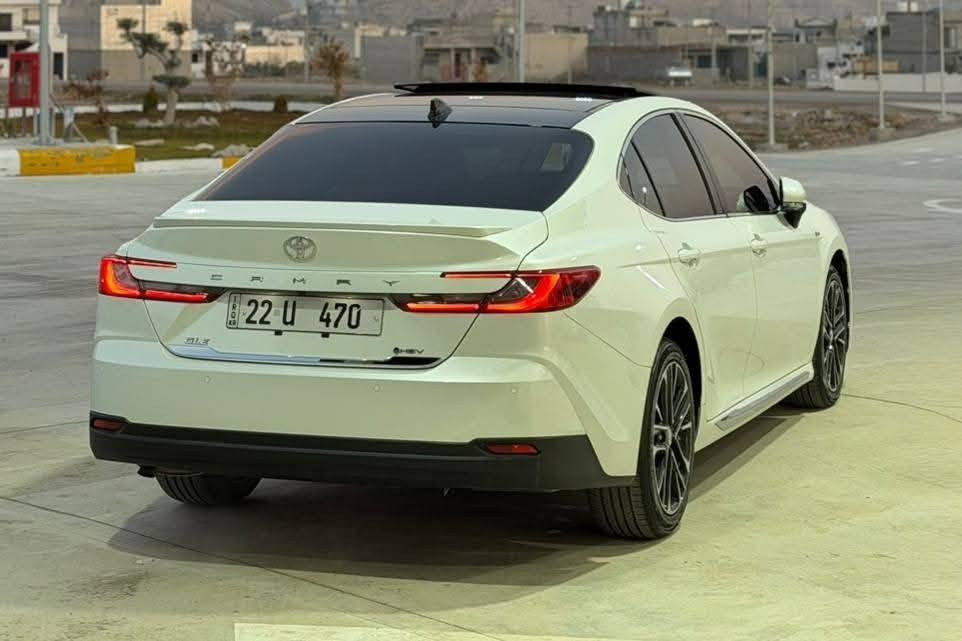 تۆیۆتا کامری مۆدێل 2025 بەنزین و هایبرێد HEV
مواسەفات GLE  قەپات مواسەفات
شریکەی( ساز ) وە زەمانی شەریکەشی ماوە 
تەنها 21هەزار ڕۆشتوە 
ناوکرێمیە
سەیارەکە  نمونەیە لە جوانی 
٢بەسمەی بیلادی لەگەڵە 
2پیدی ئاری بچوکیشی هەیە 

سـعـر : لە کۆمێنت داوابکە ڕاستەوخۆ بۆت دێت 📥 

گێر و مەکیەنەی بەشەرت 
هیچ کێشەیەکی تێدا نییە 

ژمارەی خاوەنەکەی 
***********
