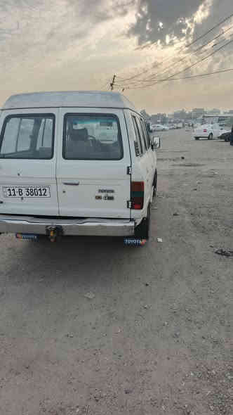 السلام لاندكروز موديل ٨٤ رقم بغداد دولي سنويه جديدة مكفوله من الحادث بيها جراد محرك ٢ f  كير ٦ نمر السياره كامل مواصفات دفع رباعي سياره جاهزة السعر ٤٧ مكانها بغداد ***********  اني مكلف بالنشر الشراي يتصل
