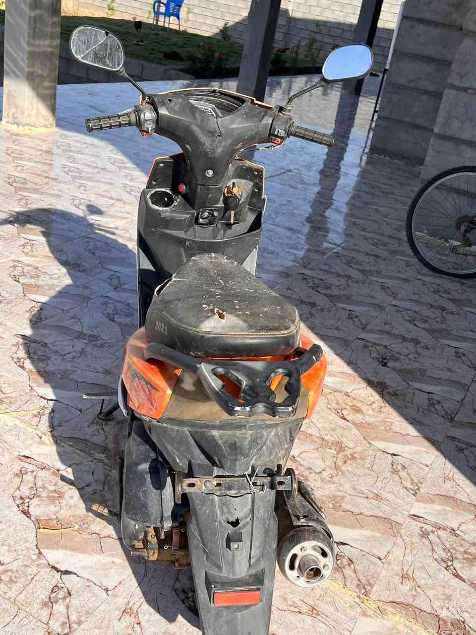 للبيع يعوزو كابريتة وباتري السعر ١٠٠قفل
***********

