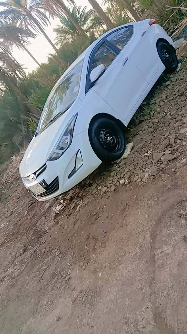 سلام عليكم
للبيع النترا موديل 2015 خليجي رقم قادسيه بسمي مداور ثاني يوم ماشيه 268 حقيقي فول مواصفات عد البصمه مكينه 1800 كير حداديه ادامه كامله من كلشي سياره مكفوله من الضربه والتبديل بيها صبغ بلبيبان باب السايق و الوره فقط سياره حلوه ونضيفه مال جناي مكانها نجف كوفه السعر 130 وبيه مجال للشراي اتصل ع الرقم ***********
