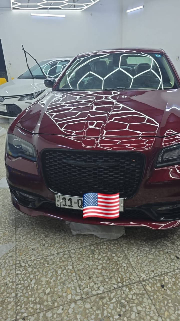 السلام عليكم شباب اوباما موديل 19 عليها تغليف الكامله( بي بي اف) هذا السونر قدامك والصور الحادث قدامك السياره ماشيه 160 حقيقي ماكينه  كفاله عامه مكان سياره بغداد المدائن السعر 210 او [مراوس جارجر ارتي]***********
