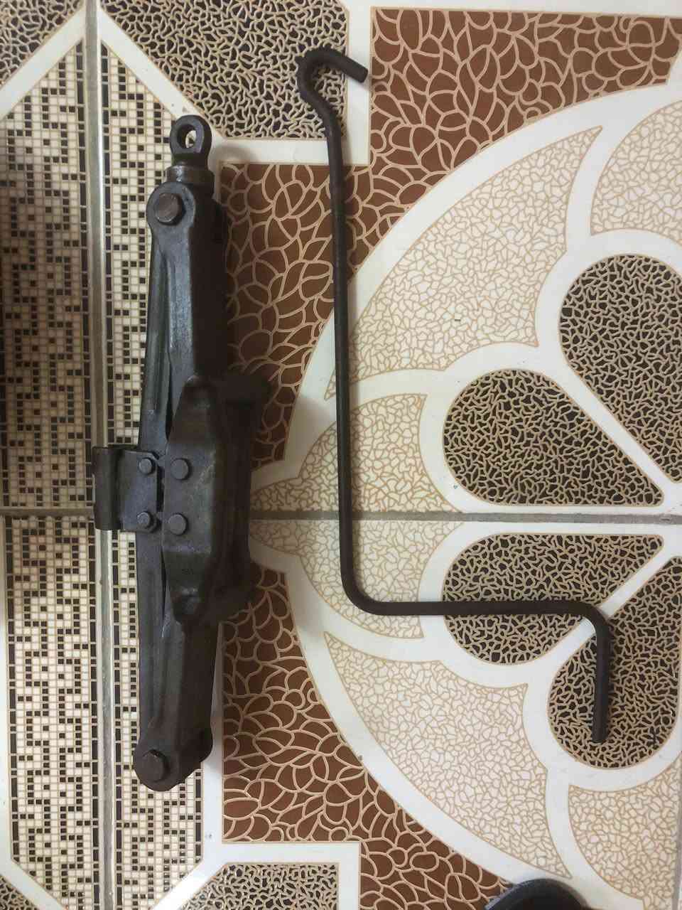 سبير وجك السعر 20 الف بصرة لاصمعي الجديد الشراي يتصل عل رقم ***********
