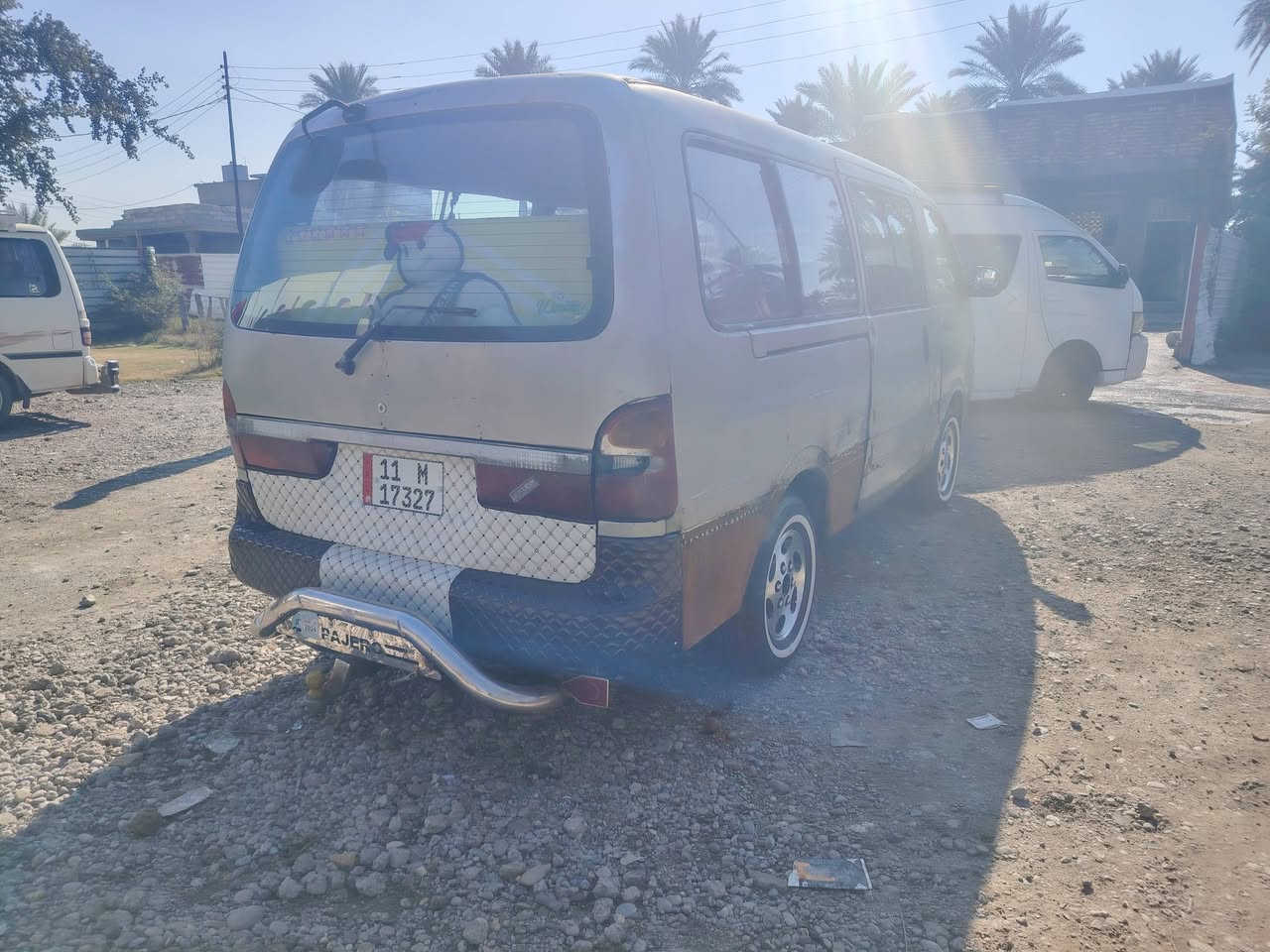 سلام عليكم بريجو موديل ٩٦ كير محرك نضيفات شواصي واحد معمر باقي نضاف دوشمه عامه تخم تاير مكان السياره بغداد التاجي سعر ٤٥ وبيها مجال قليل شراي يتصل ***********
